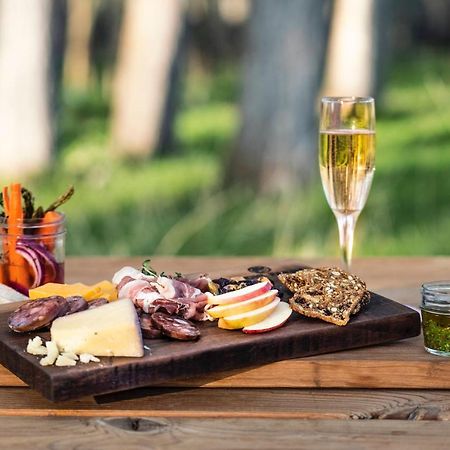 Bodhi Farms Ξενοδοχείο Μπόουζμαν Εξωτερικό φωτογραφία
