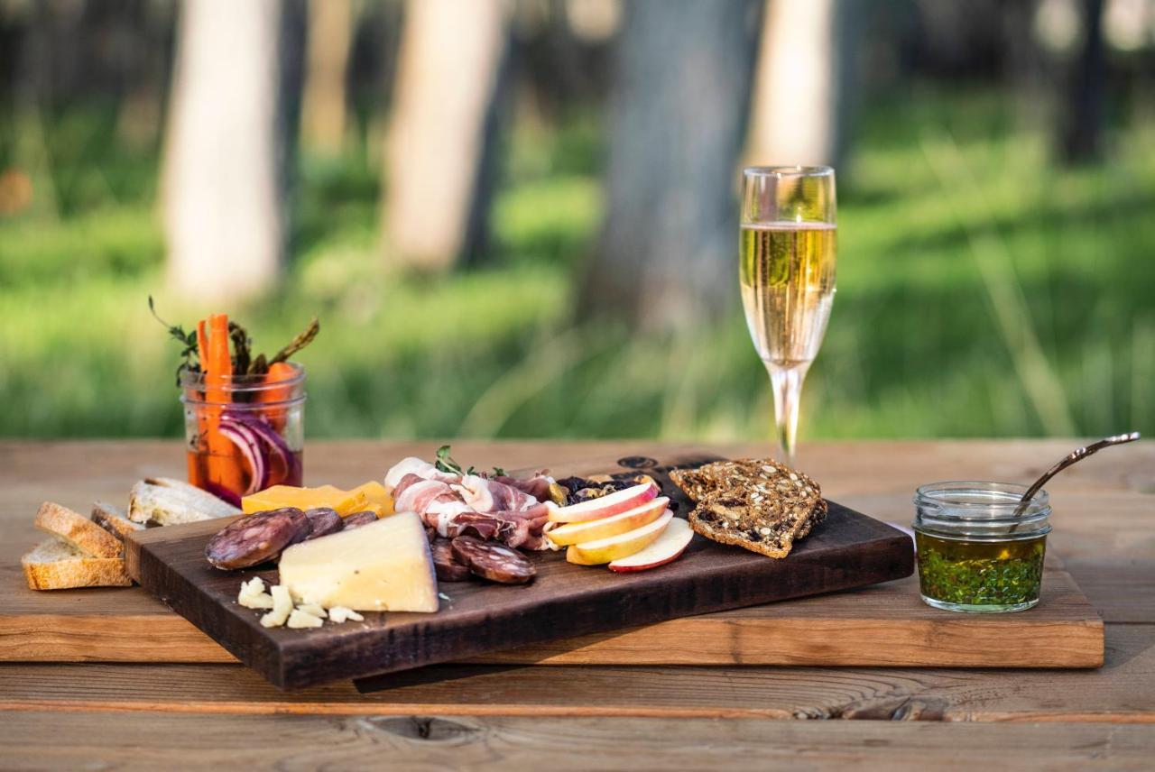 Bodhi Farms Ξενοδοχείο Μπόουζμαν Εξωτερικό φωτογραφία